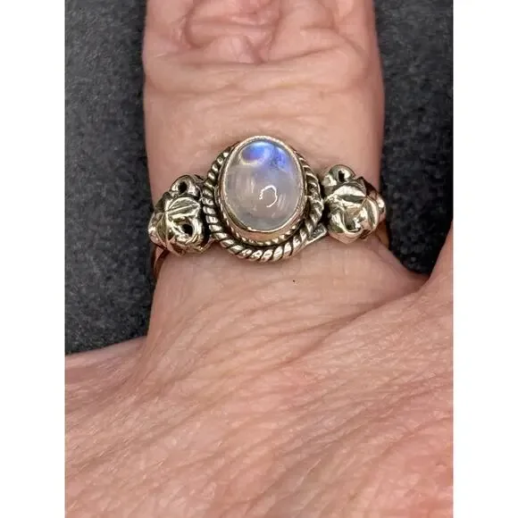 Sterling Silver 925 Moonstone Ring size 7 - Picture 9 of 12